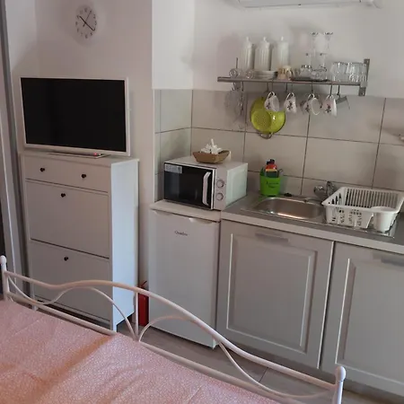 Apartment Studio Sanja